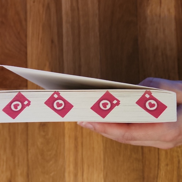 Hideaway Heart Book by Melanie Harlow - Picture 3 of 5